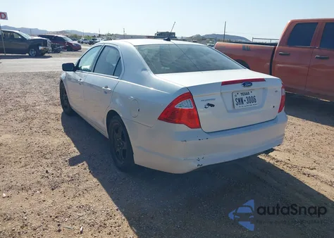 2010 Ford Fusion Se z USA, uszkodzony, nr VIN 3FAHP0HA1AR295211